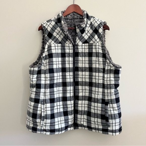 Maurice's Reversible Faux Fur Lined Full Zip Front Vest Size 2XL - Picture 1 of 11